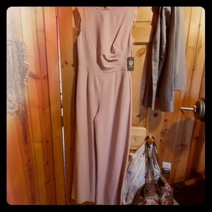 💥Vince Camuto Jumpsuit 💥